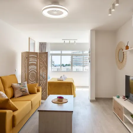 Bajondillo Beach, Large Loft With Intense Sun Torremolinos Exterior photo